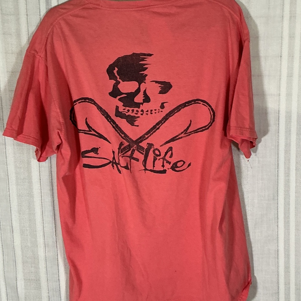 Salt Life Coral Short Sleeve Pocket Tee with Skull & Anchor